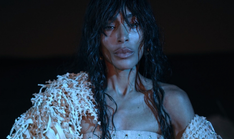 LOREEN THE WILDFIRE TOUR