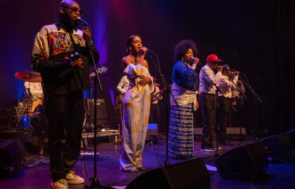Rumba Na Lola: Conférence