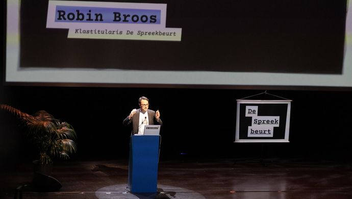 De Spreekbeurt 13