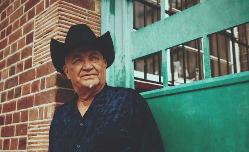 Eliades Ochoa