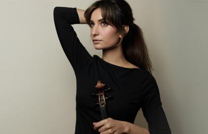 Ava Bahari - ECHO Rising Star