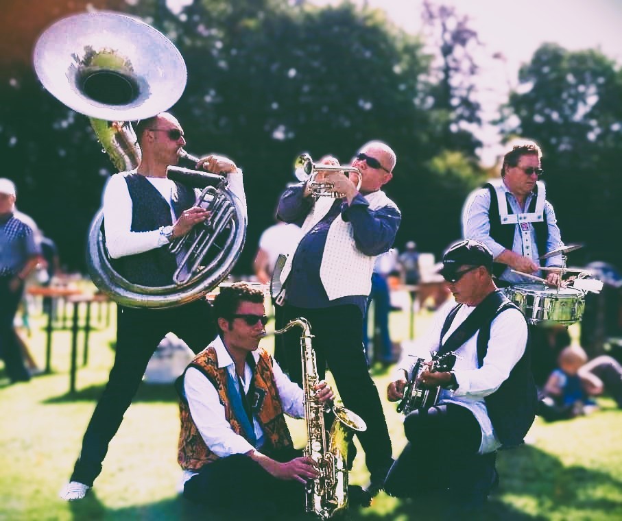 River’s Boat Band