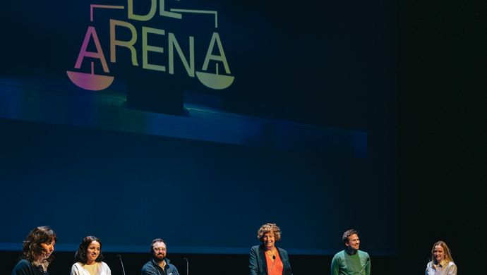 DE ARENA