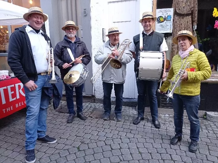 Les Gais Lumçons